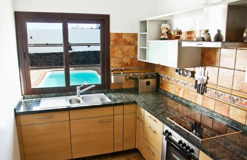 Tajaste Casa | Charming House in Tinajo with Private Pool
