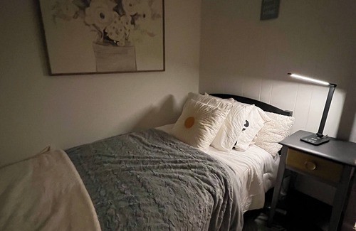 Bethlehem Casa | Charming house in welcoming Bethlehem with AC, WiFi, hot tub, cold plunge pod.