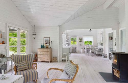 Rrvig Casa | Charming House Near Private Beach And Nature