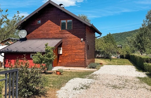 Bihac Casa | Charming house on Una river, with everything you need for a perfect holiday
