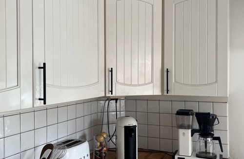 Edsberg Casa | Charming house with messy plot