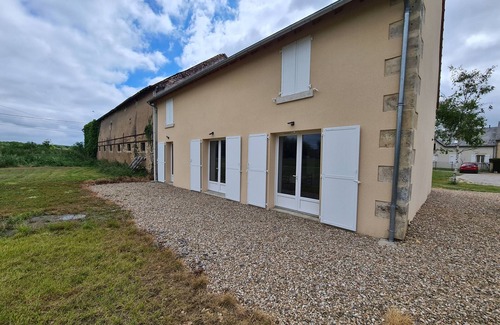 Montierchaume Cabaña | Casa independiente con terraza y jardín cerca de Châteauroux, tranquila y bien equipada