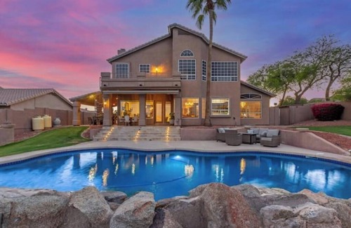 Foothills Casa | Charming house with Amazing pool and Lakefront in delightful Phoenix