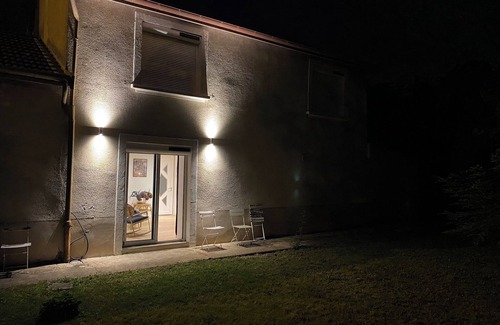 Jonage Casa | Charming house with garden near Lyon, airport and Eurexpo