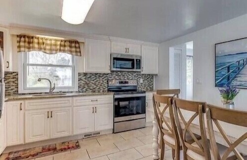 Montauk Casa | Charming House with Heated Pool and Multiple Water Views