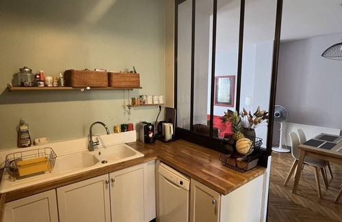 Saint-Bruno - Saint-Victor Apartamento | Charming house with peaceful exterior, close to town center