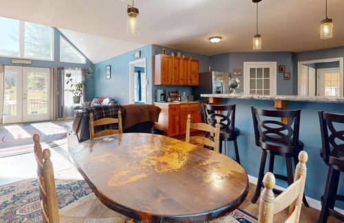 Brownfield Casa | Charming House with Cozy Living Spaces and Outdoor BBQ Deck