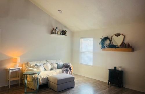 Spring Casa | Charming House18 min IAH-TheWoodlands