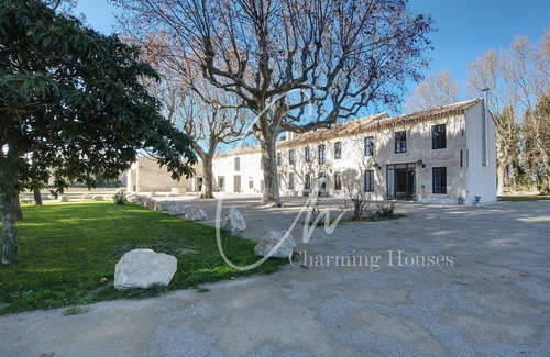 Arles Villa | Charming Houses 1625