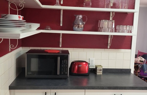 The Southampton Casa | Charming in South Hampton Pets Welcome