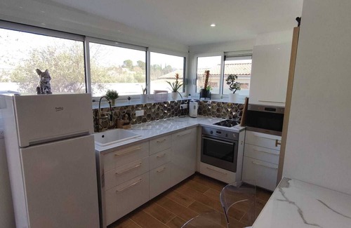 La Motte-dʼAigues Apartamento | Charming Independent Studio