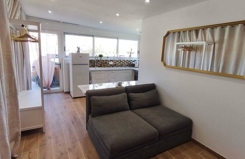 La Motte-dʼAigues Apartamento | Charming Independent Studio