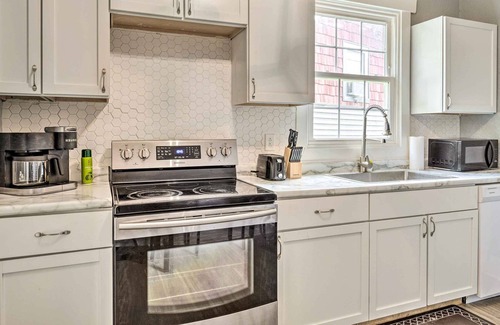 Windsor Park Casa | Charming Indianapolis Home ~ 3 Mi to Downtown