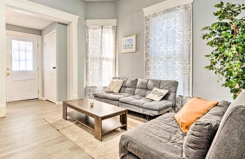 Windsor Park Casa | Charming Indianapolis Home about 3 Mi to Downtown