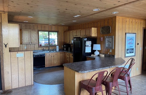 Wright City Chalet De Esquí | Frente al lago de lujo 3BR / 2Bath Innsbrook Chalet