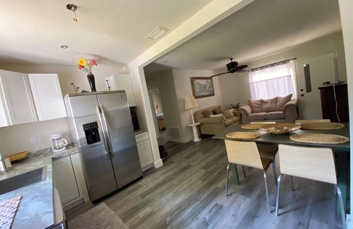 New Smyrna Beach Cabaña | Charming Island Cottage - Pet Friendly