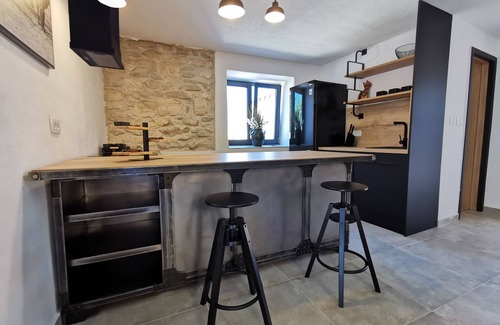 Boljevici Villa | Encantador refugio en Istria – confort moderno y carácter atemporal