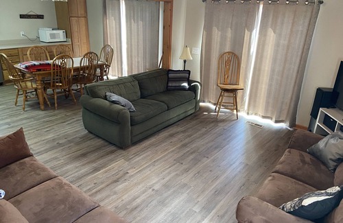 Burkesville Chalet De Esquí | Chalet con Encanto 'J' @ Dale Hollow Lake (Sulphur Creek Marina)