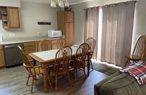 Burkesville Chalet De Esquí | Chalet con Encanto 'J' @ Dale Hollow Lake (Sulphur Creek Marina)