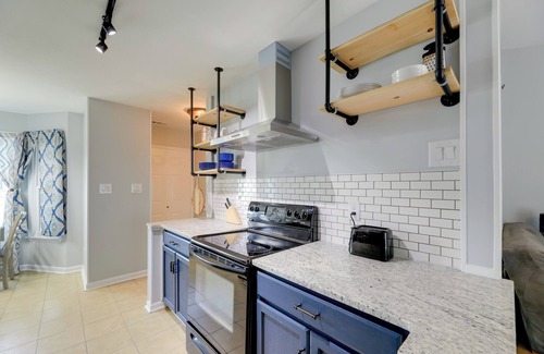 Piney Green Casa | Charming Jacksonville Abode w/ Patio!