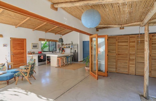 Manzanillo Casa | Charming Jungle 3-bedroom house with WiFi, AC in peaceful Manzanillo
