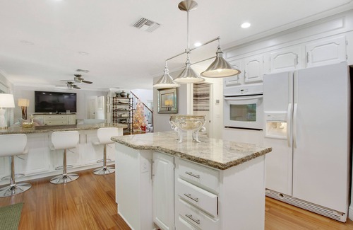 Hobe Sound Casa | Charming Key West style home with pool + spa