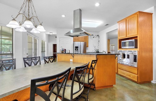 Kyle Casa | Charming Kyle Retreat with Pool, Porch & Walk to Downtown