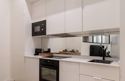 Barrio de La Latina Apartamento | Charming La Almudena - Apartamento en La Latina