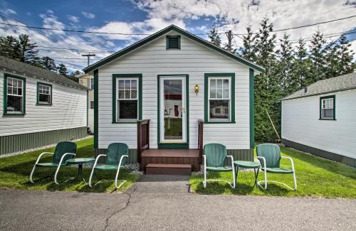 Laconia Casa | Charming Laconia Cottage Walk to Weirs Beach