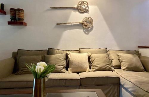 Zona Hotelera Villa | Charming Lagoon front Villa by CASA PARAISO