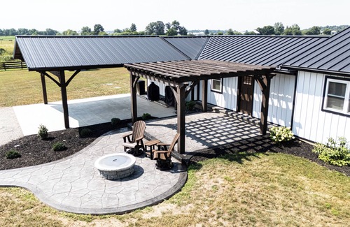 LaGrange Cabaña | Charming LaGrange 3-bedroom cottage less than 10 minutes from Shipshewana, IN!