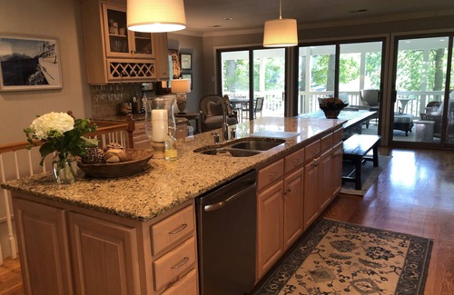 Mount Mourne Casa | Encantador lago Norman Home- Beautiful Quiet Cove "Ideal para la familia".