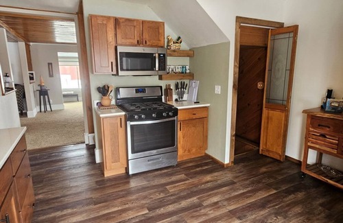 Fremont Cabaña | Charming Lake Poygan Farmhouse – Peaceful Escape for Families & Outdoor Lovers