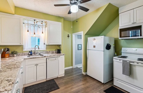Lorain Casa | Charming Lakefront home with incredible views on Lake Erie, Lorain OH
