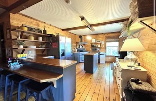 Farmerville Casa | Charming lakefront 2-bedroom house in Farmerville, Louisiana