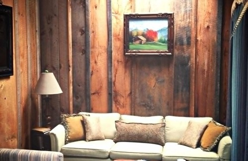 Holderness Cabaña | Charming Lakeside abode on Golden Pond