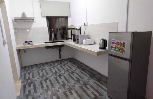 Coromandel Apartamento | Charming large studio with fully equipped kitchenette + terrace. 3 Persons