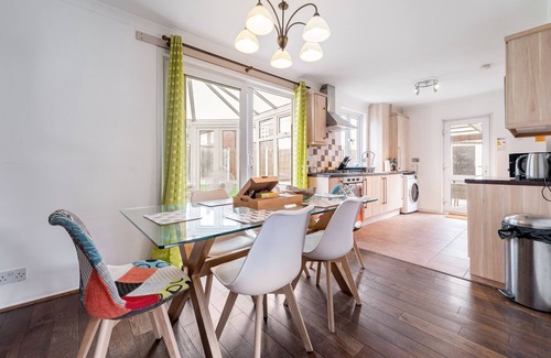 Hainault Casa | Preciosa casa / jardín de 3 camas en Chigwell (5 huéspedes)