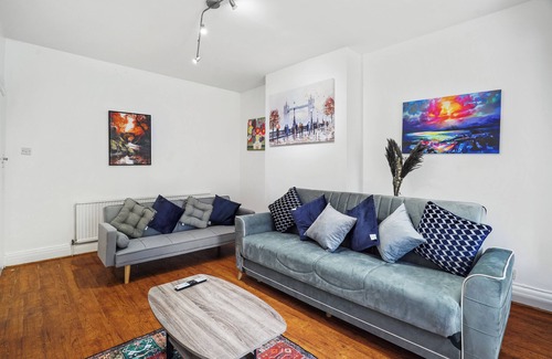White Hart Lane Apartamento | Charming London Apartment Durban Road