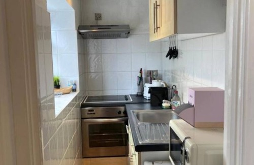 East Putney Apartamento | Charming Maisonette Studio Flat in the Heart of Putney