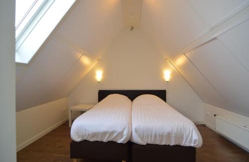 Municipality of Valkenswaard Casa | Charming Mansion with Bikes