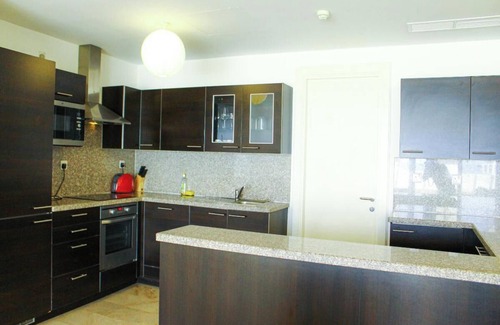 As Sifah Apartamento | Charming Marina View Escape