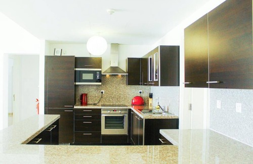 As Sifah Apartamento | Charming Marina View Escape
