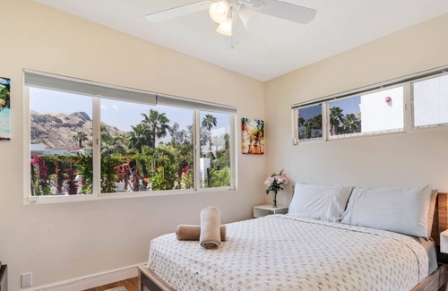 Araby Commons Casa | Charming Mid-Century House w/ Pool and Garden
