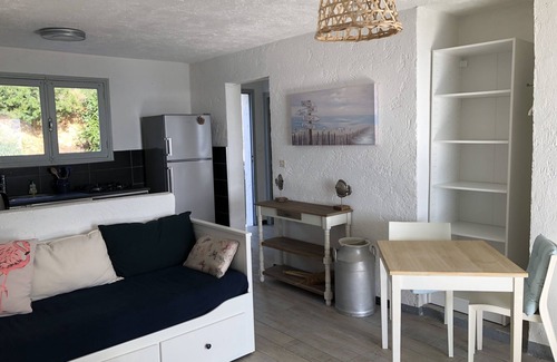 Solenzara Villa | MINI CHALET CON ENCANTO CON VISTAS AL MAR