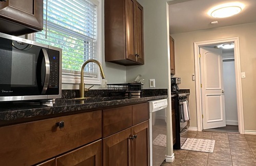 Westland Casa | Charming & modern 2 BR home, convenient location!