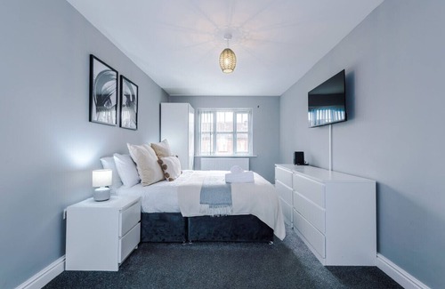 Failsworth Casa | Charming Modern 3BR House in Failsworth with FREE Parking