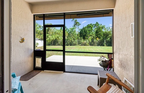 Indian Trails Casa | Charming Modern Family Home