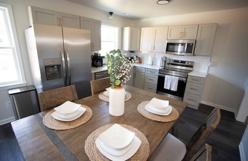 Monroe Casa | Charming Modern Home with Koi Pond & Spacious Backyard – Sleeps 6