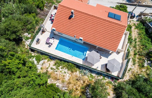 Mokosica Villa | 330 m² Villa ∙ 3 habitaciones ∙ 6 personas